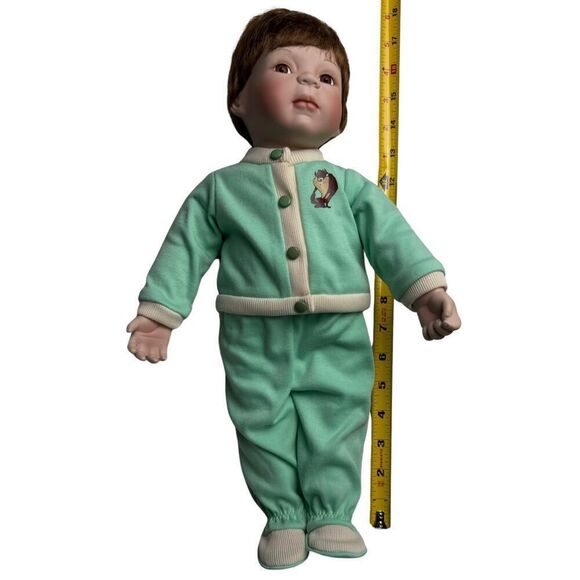 Ashton Drake Galleries Looney Tunes Baby Like Doll 16" Tall - Picture 7 of 8